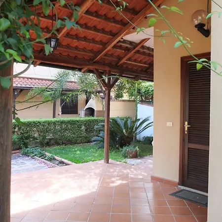 Casa Vacanze Porto Ada Дом отдыха *